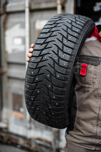 фото протектора и шины Ice Blazer WST3 Шина Sailun Ice Blazer WST3 185/65 R14 90T